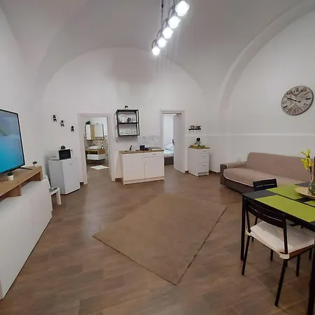 Holiday home Varagghiu *